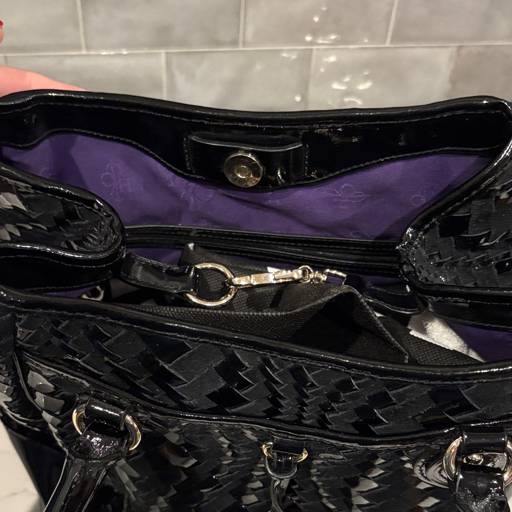Cole Haan Black Woven Patent Leather & Suede Shoulder Bag, Purple Lining. - Picture 8 of 9